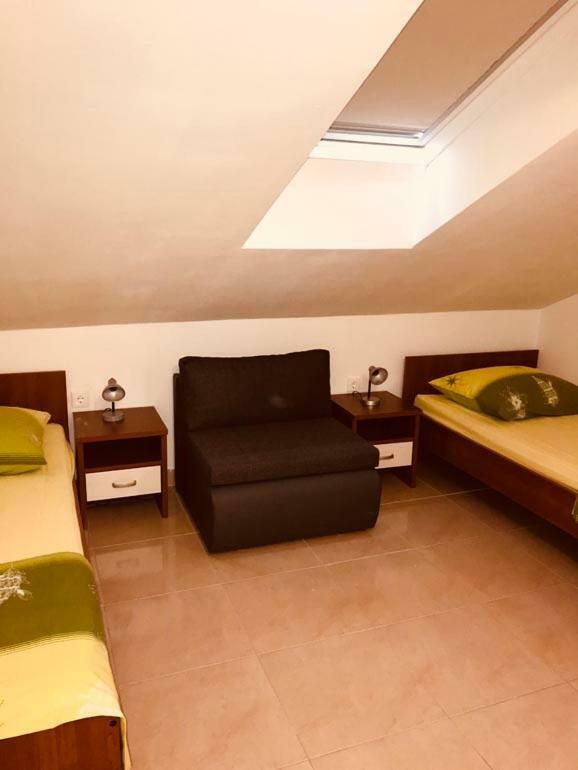 Apartment Vucica Sevid ภายนอก รูปภาพ